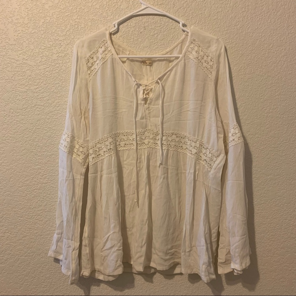 Hollister Cream/White Long-Sleeve Flowy Top